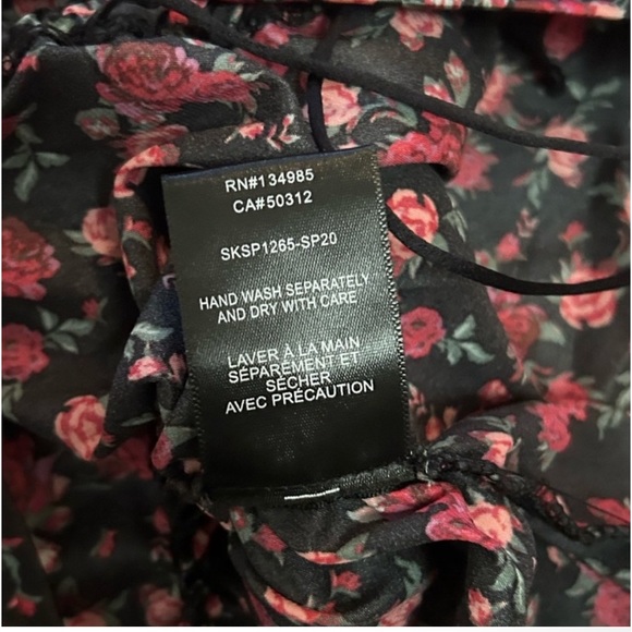 For Love & Lemons mini dress! 🌸 - Picture 9 of 10